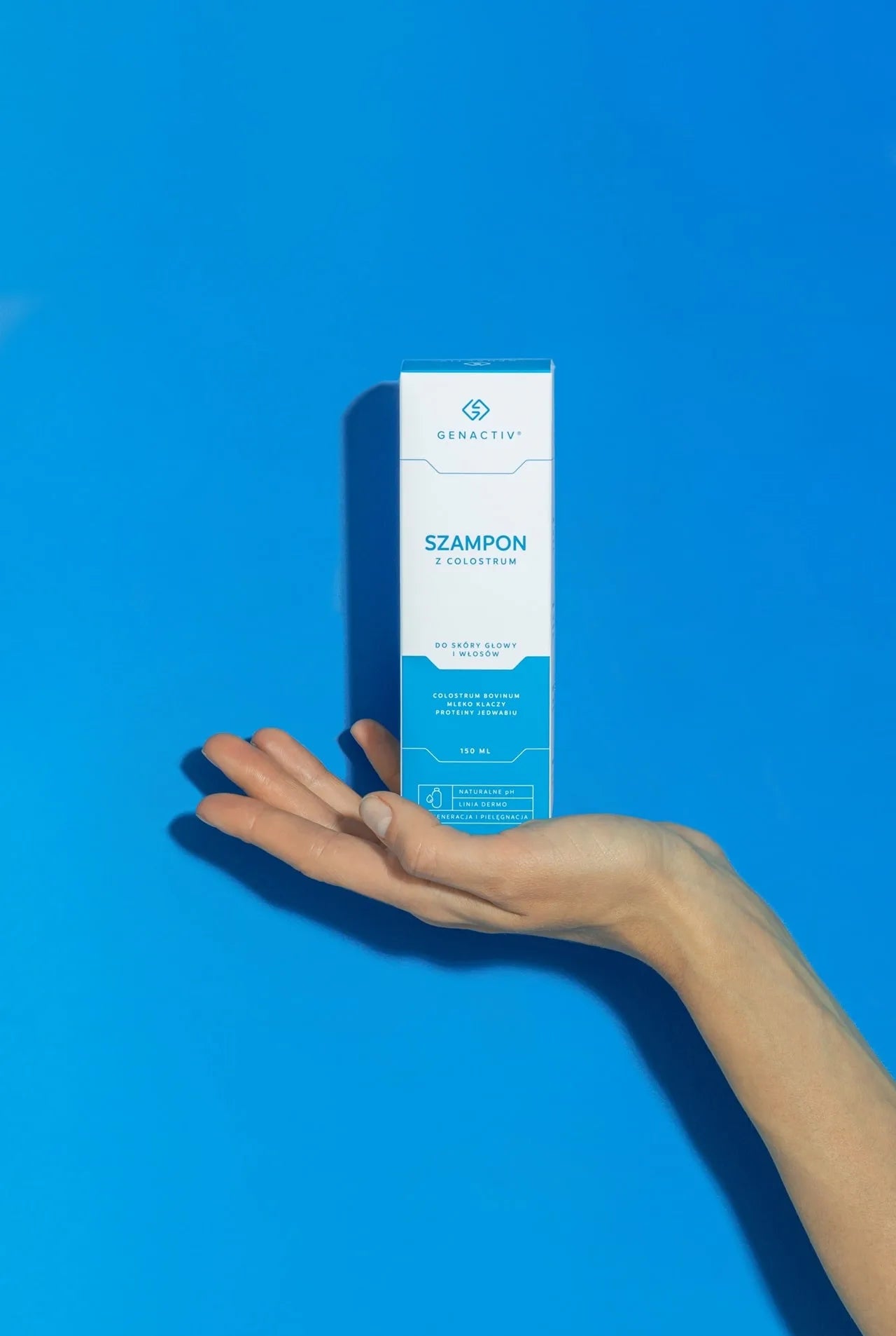 SZAMPON Z COLOSTRUM GENACTIV - obrazek 1
